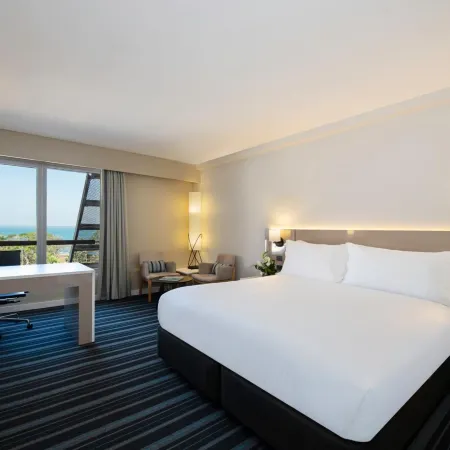 DoubleTree by Hilton Esplanade Darwin