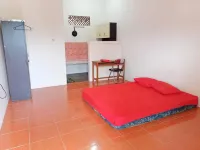 Griya Euis Dan Aisha Syariah Hotell i Panancangan