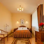 Ingriya Hotel Hotel dekat Khkd