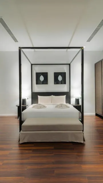 ห้องดีลักซ์เตียงคิงพร้อมทางเข้าสระว่ายน้ำ