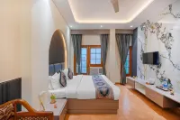 Hotel Abhi International