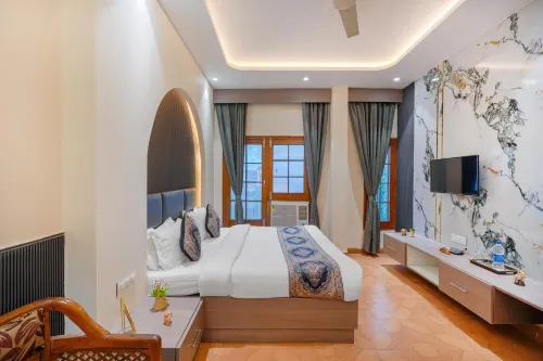 Hotel Abhi International Hotels in Pathankot