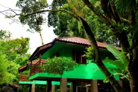 Khao Sok River Lodge Hotel Hotels near Bang Hua Rat