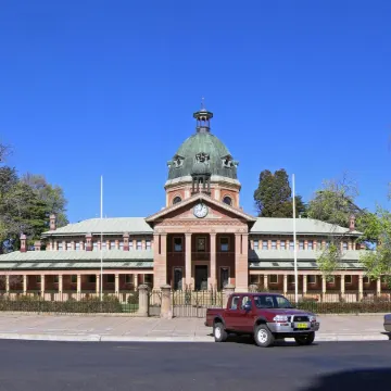 Country Lodge Motor Inn