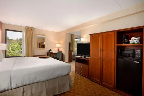 Hampton Inn York - parking