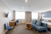 Mayak Hotel Hotels near Fort number 5a "Lendorf"