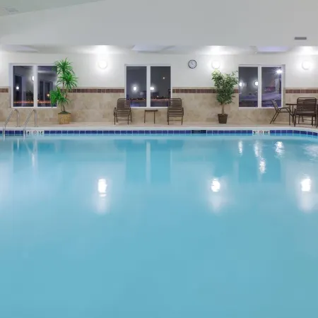 Holiday Inn Express & Suites OMAHA I - 80 by IHG