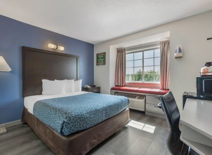 Greenville Pelham Inn by IHG