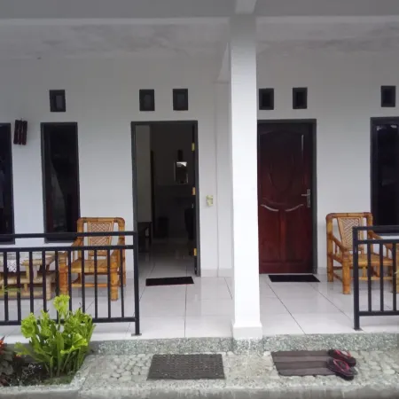 EJA GUEST HOUSE Отели в г. Энде