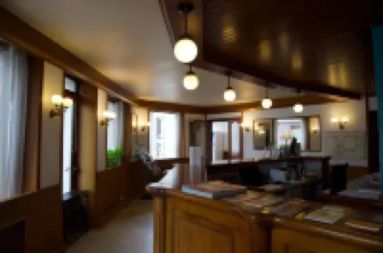 Hôtel du Cheval Rouge