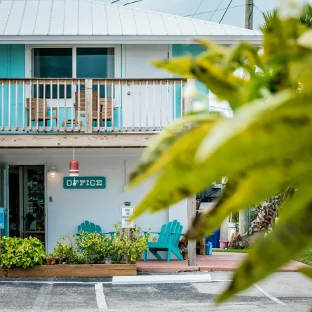 Ragged Edge Resort & Marina