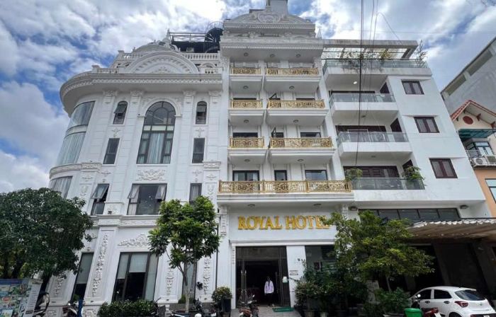Royal Homestay - Royal Center