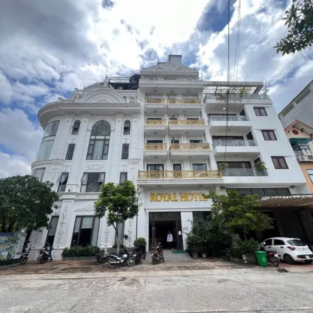 Royal Homestay - Royal Center