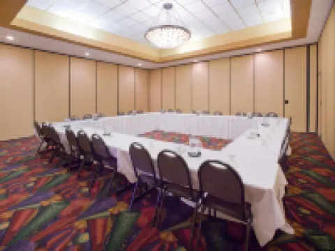 DoubleTree by Hilton Austin Hotels in Austin