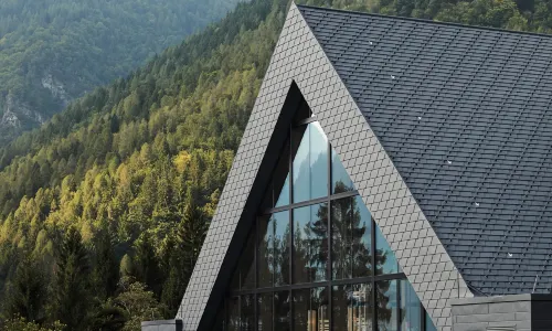 多洛米蒂裡菲度假村及水療中心