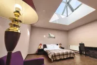 Zolotoi Pavlin Hotels near Oxygen Park Resort suburbs Drakino