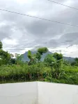 Mountain View Homestay 3BR with Mezzanine Near Dieng Hotel di Kertek
