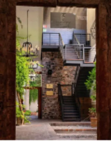 Clandestino Hotel Pila Seca Hoteles cerca de Parroquia de San Miguel Arcángel