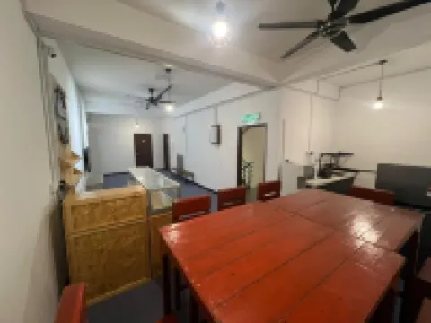 AeCOTEL Mingle Hostel