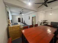 AeCOTEL Mingle Hostel