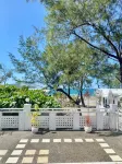 La Casa Blanca Binoclutan Beach Resort 보톨란 호텔