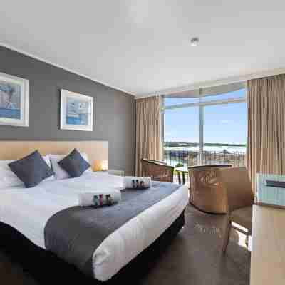 Scamander Beach Resort Rooms