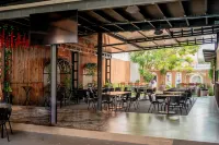 Megal Suites Hotel - sarapan