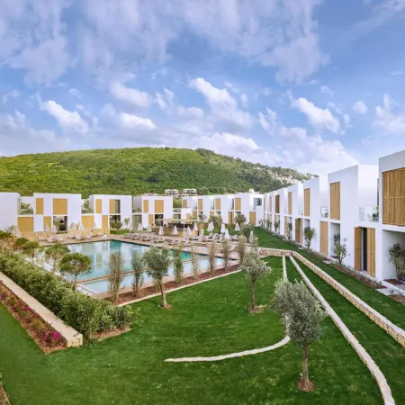 Voyage Torba Hotel