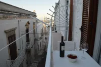 21mq Suite Home