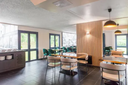 Kyriad Dieppe - Saint Aubin Sur Scie Отели в г. Сент-Обен-Сюр-Си