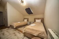 Amg Hotel