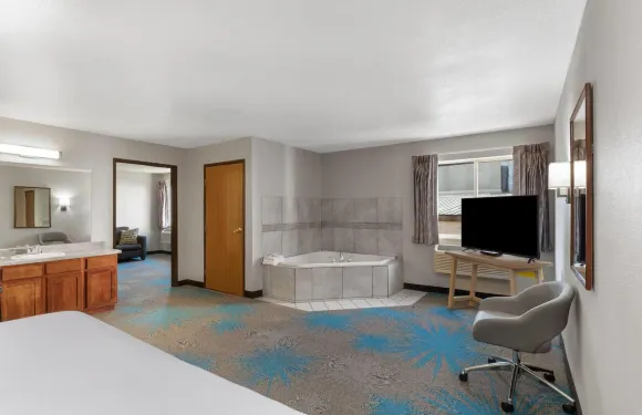 溫德姆戴斯酒店佳能城