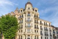 Villa Bougainville by Happyculture Hotels in Train Station Area