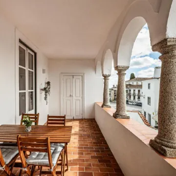 Casa Soure Suites & Apartments