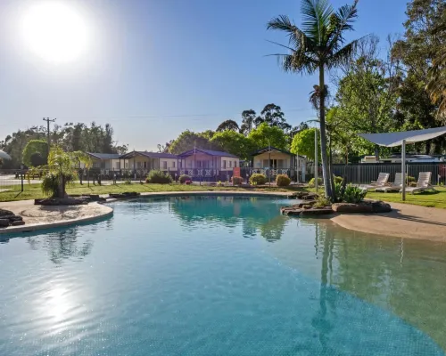 Discovery Parks - Maidens Inn Hotels in Moama