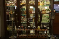 Holiday Valley Hotels and Resorts - bar
