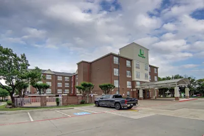 Holiday Inn & Suites DALLAS-ADDISON by IHG Các khách sạn ở 