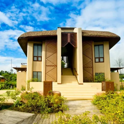 Montis Resort Hotels near Pai Memorial Bridge