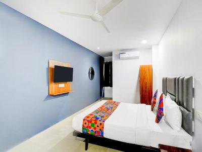 FabHotel Lorwen