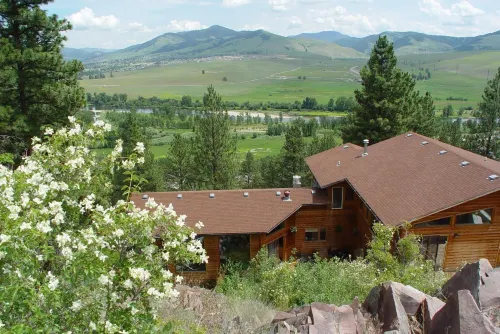 Blue Mountain Bed and Breakfast - Pet friendly