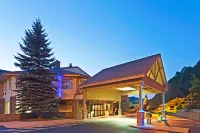 Holiday Inn Express Blowing Rock South - 3 tähden