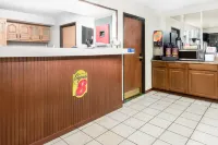 Super 8 by Wyndham Kent/Akron Area Hotels in Kent