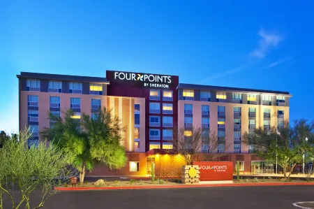Four Points by Sheraton at Phoenix Mesa Gateway Airport Отели рядом с достопримечательностью «Arizona State University Polytechnic Campus»
