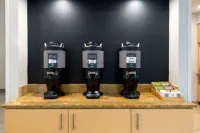 TownePlace Suites Buffalo Airport - breakfast