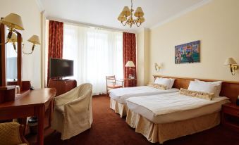 Marco Polo by Moss Hospitality Hotel