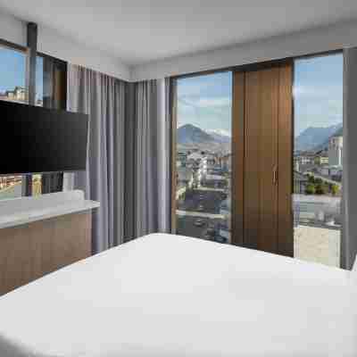 Holiday Inn Express & Suites Sion Rooms