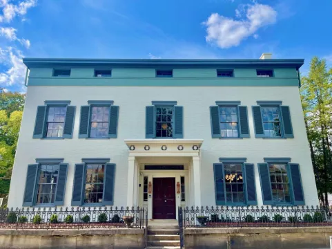 เดอะ แอชบรูค โฮเทล โรงแรมในแฟรงก์ฟอร์ต