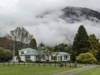 Rainforest Motel Hotels in Fox Glacier