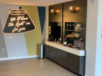 Motel 6 Louisville, KY - Airport - Fair Expo - Pet friendly