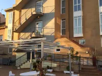 Hotel Barajas Plaza Hotels near Terminal 2 of Barajas Airport